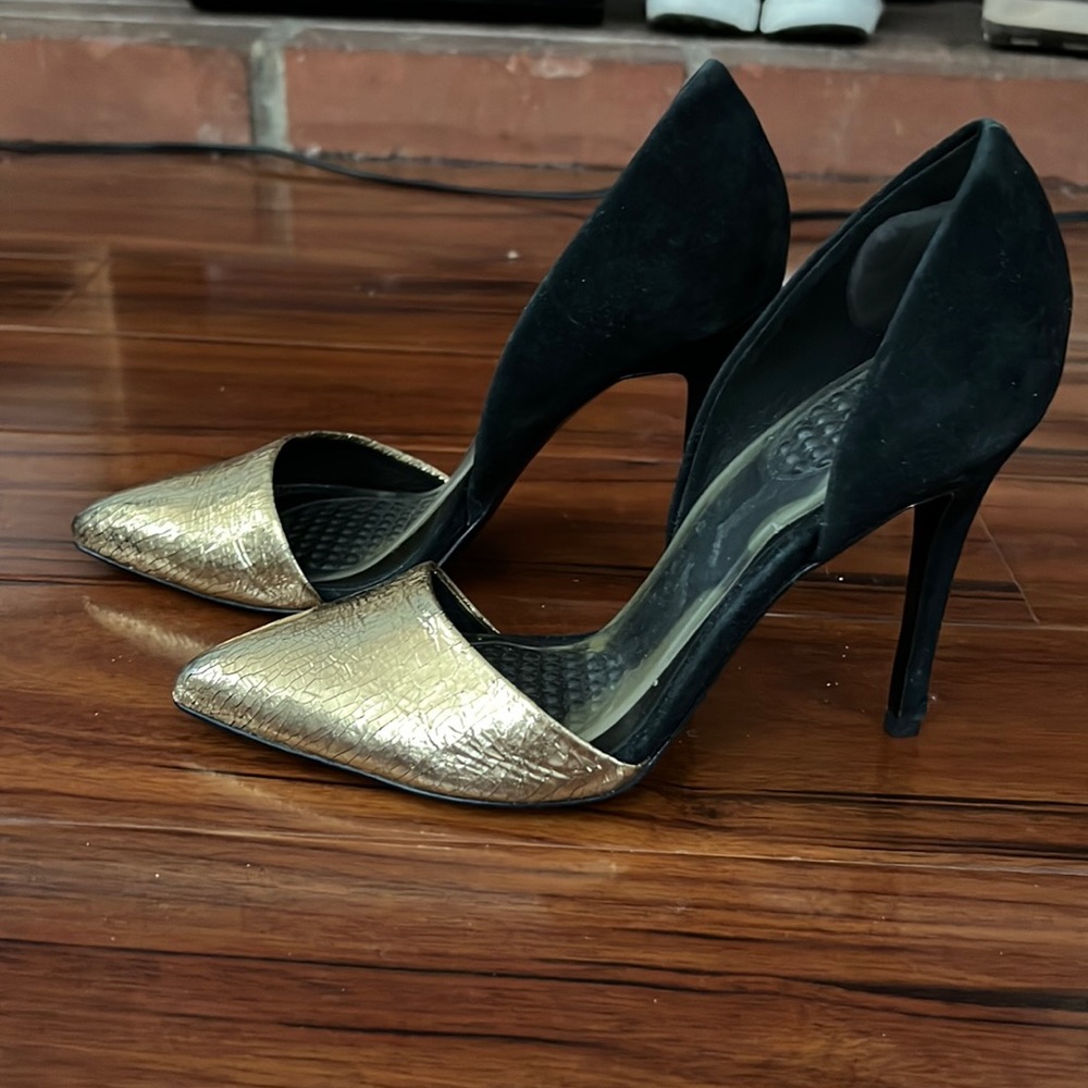 Used once. Coach gold and black suede heels. Size 7 no box